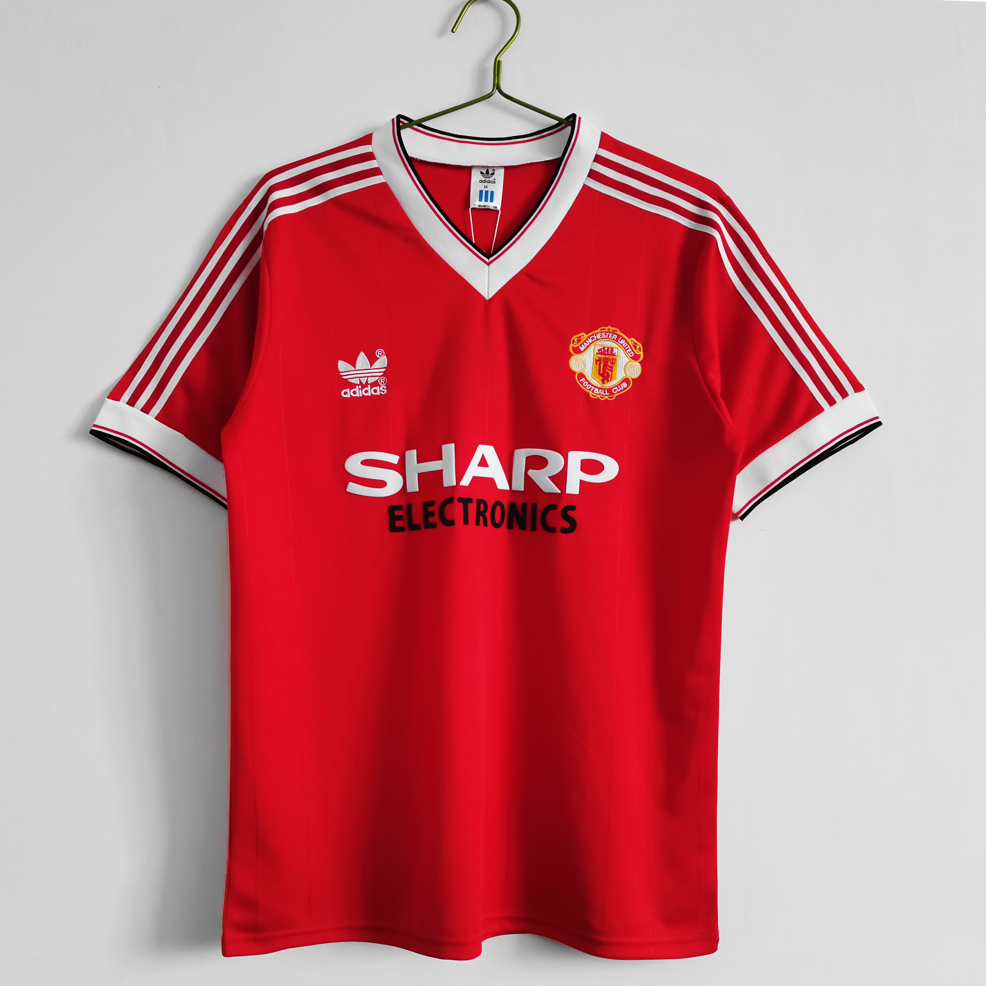 Manchester United 1983 Home jersey