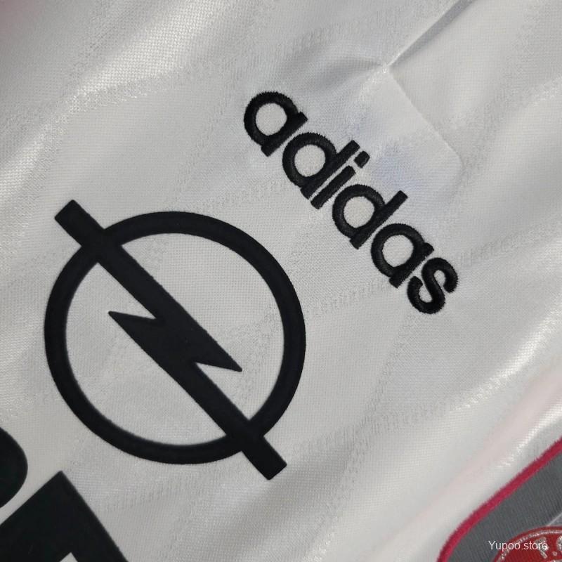 Bayern Munich 1996-98 Away Jersey