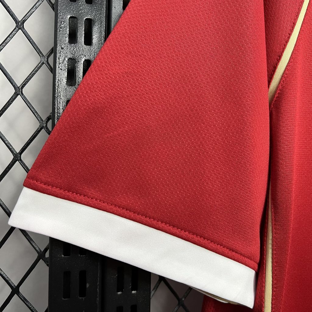 Manchester United 2006-07 Home Retro Jersey